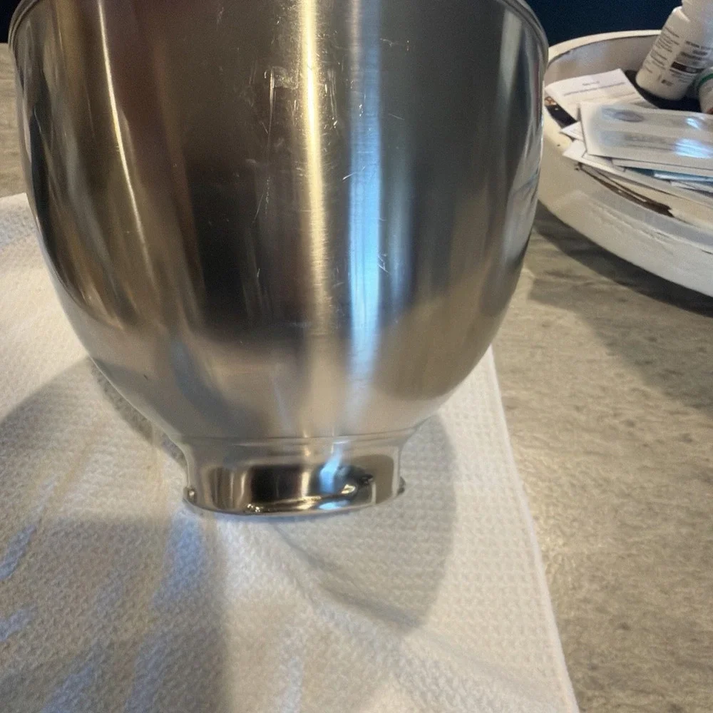 Kitchenaid K45 Stainless Steel Twist Lock Mixing Bowl, No Handle And Dough Hook